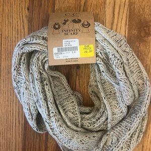 C.C Knit Infinity Scarf in Light Gray
